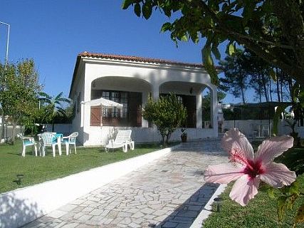 Ferienhaus Vivenda Raquel Aussenansicht in Lagoa de Albufeira bei Sesimbra