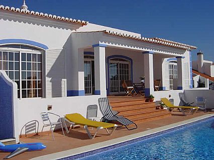Poolvilla Casa Wega, Ferienhaus mit Pool in Carvoeiro, Region Algarve